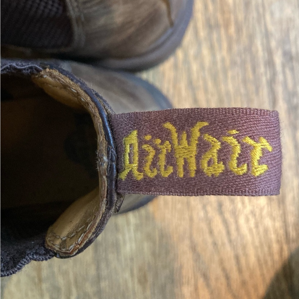 Airwair comfy original 2976 Doc Marten Chelsea Boots